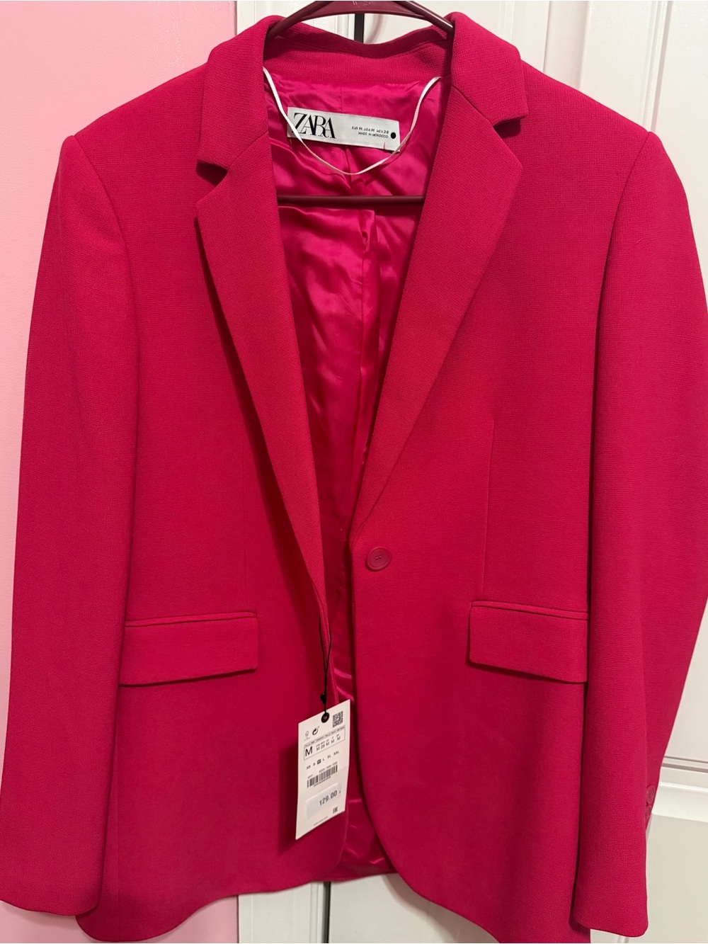 Zara Women’s Bright Fuchsia Single-Breasted Blazer and Marching Pants